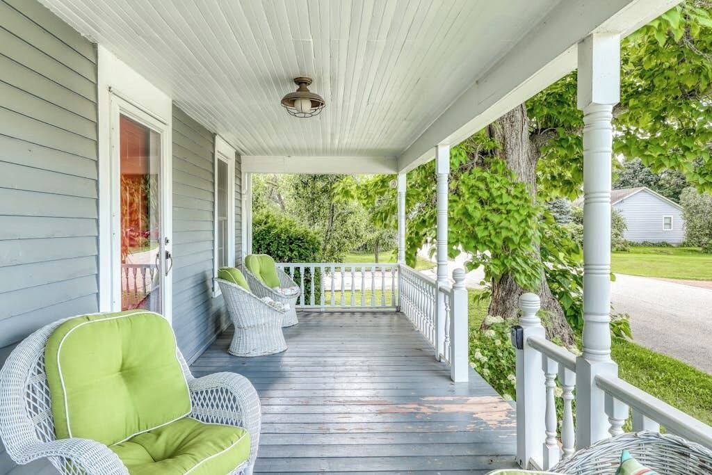 Photo of Patio Balcony in South Hero