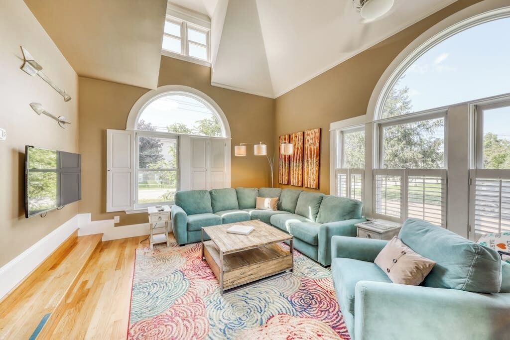 Photo of Livingroom in South Hero