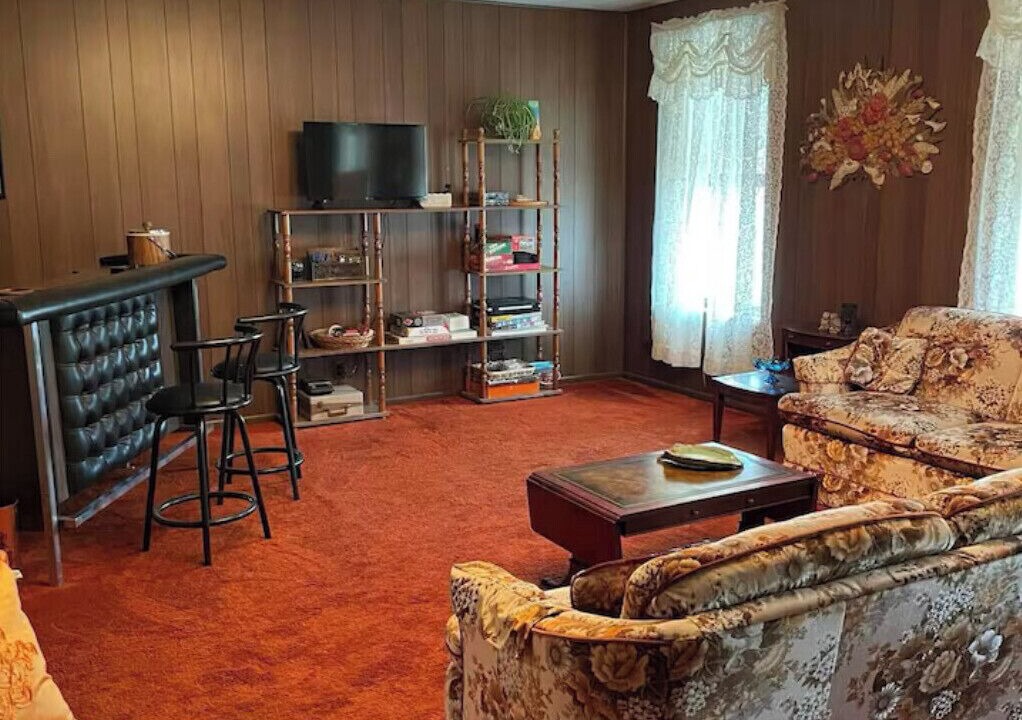 Photo of Livingroom in Hamden
