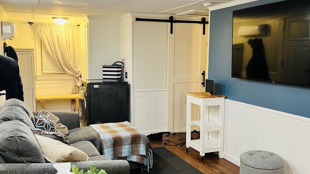 Photo of Livingroom in Gilmanton