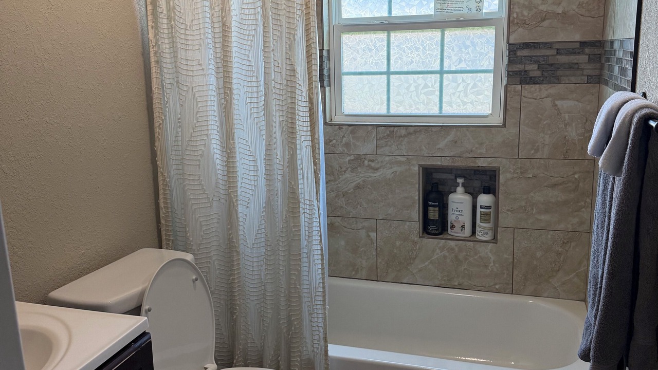 Photo of Bathroom in Hitchcock