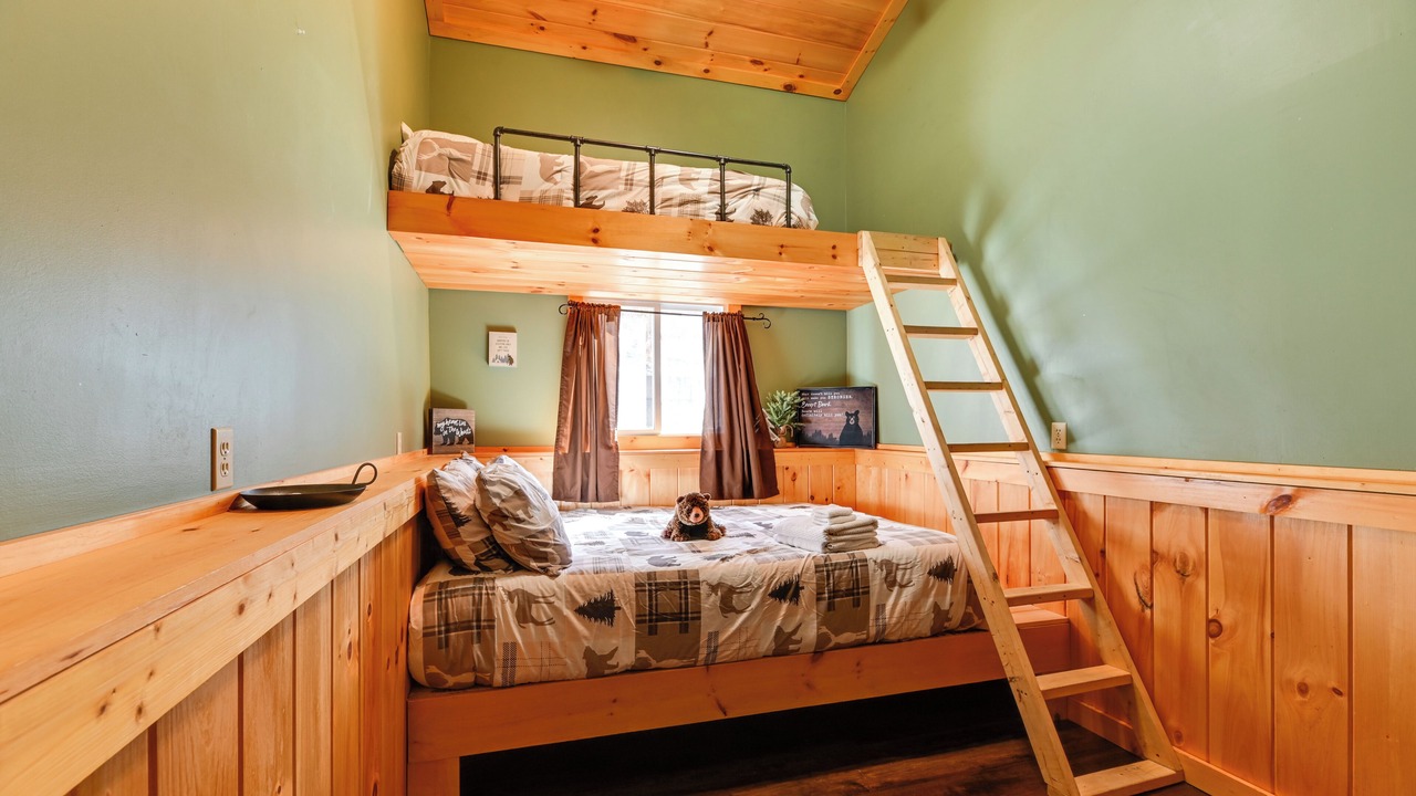 Photo of Bedroom in Canandaigua