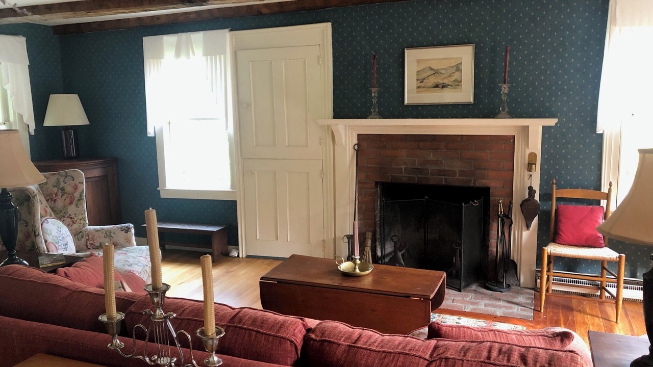 Photo of Livingroom in Bethel