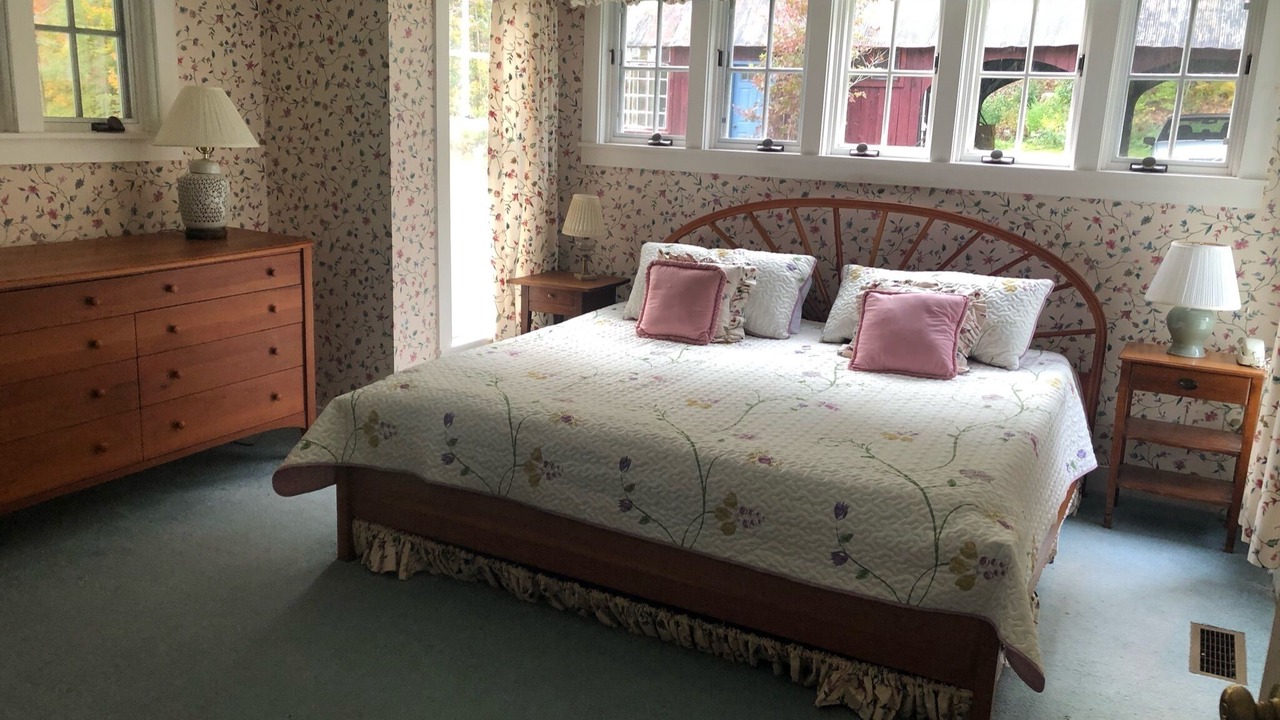 Photo of Bedroom in Bethel