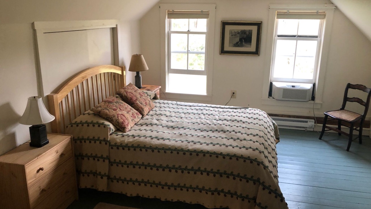 Photo of Bedroom in Bethel