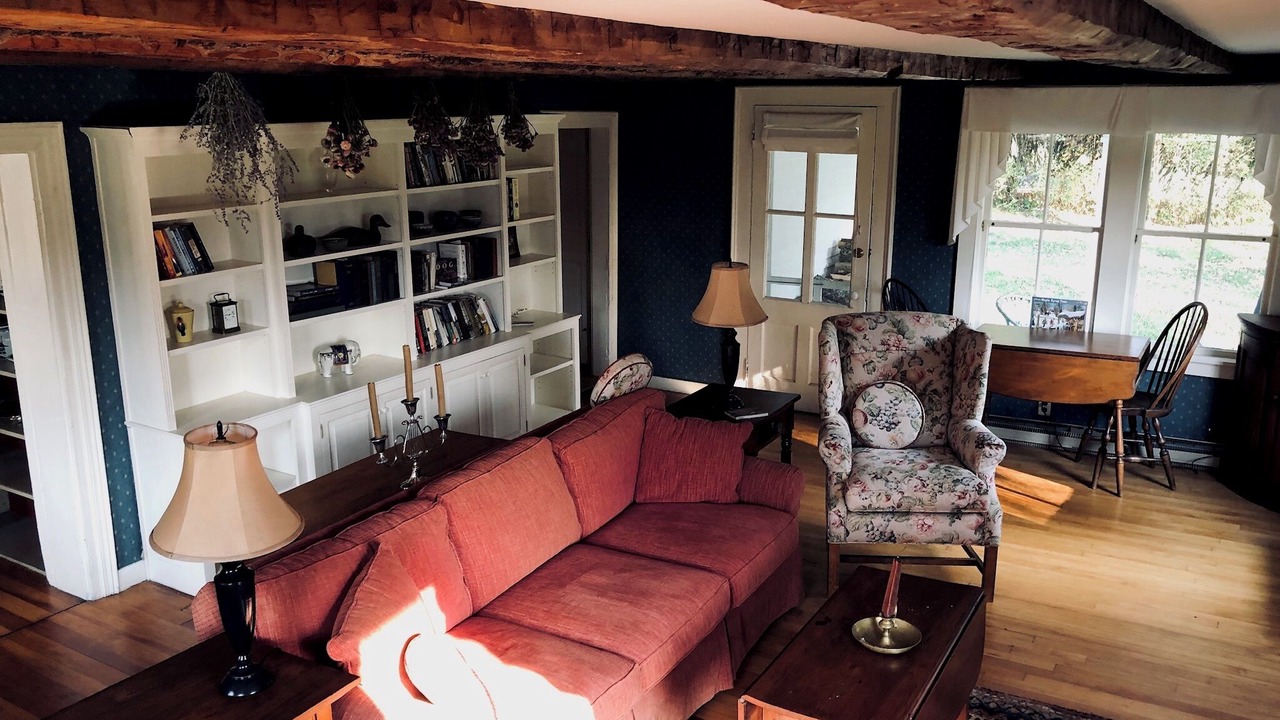 Photo of Livingroom in Bethel