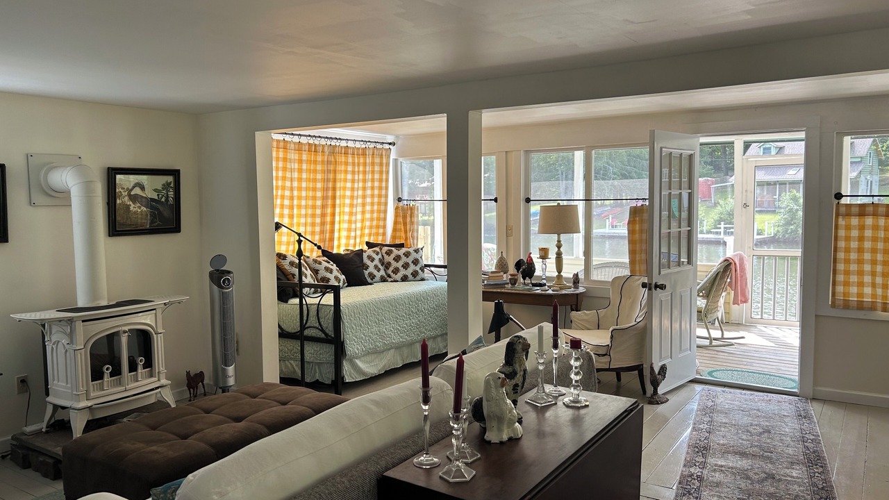 Photo of Bedroom in Niverville