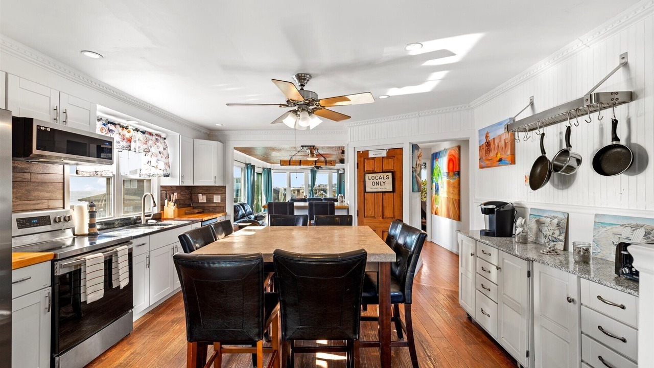 Photo of Kitchen in Ocean Bay Park