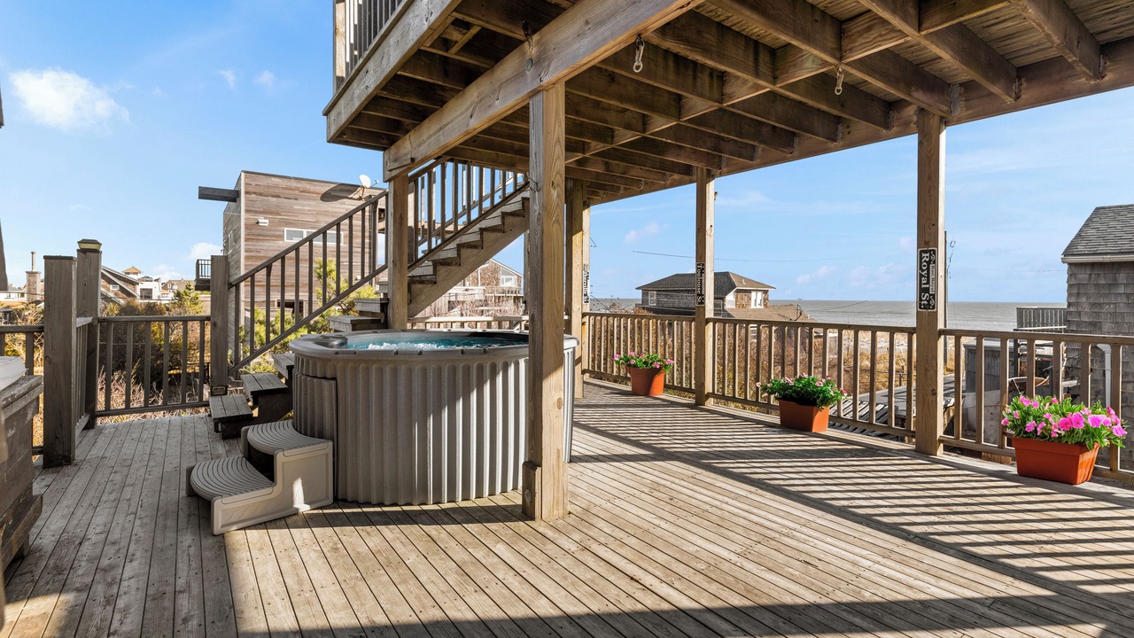 Photo of Patio Balcony in Ocean Bay Park