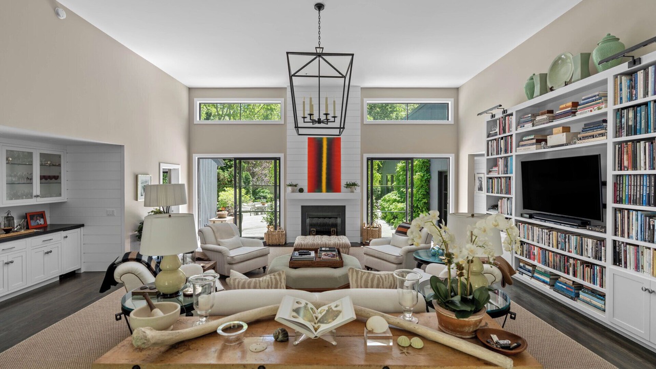 Photo of Livingroom in Sagaponack