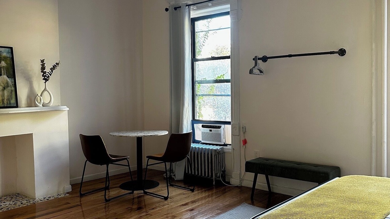 Photo of Bedroom in Bedford-Stuyvesant