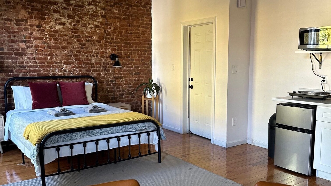 Photo of Bedroom in Bedford-Stuyvesant