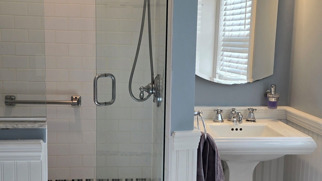 Photo of Bathroom in Lexington