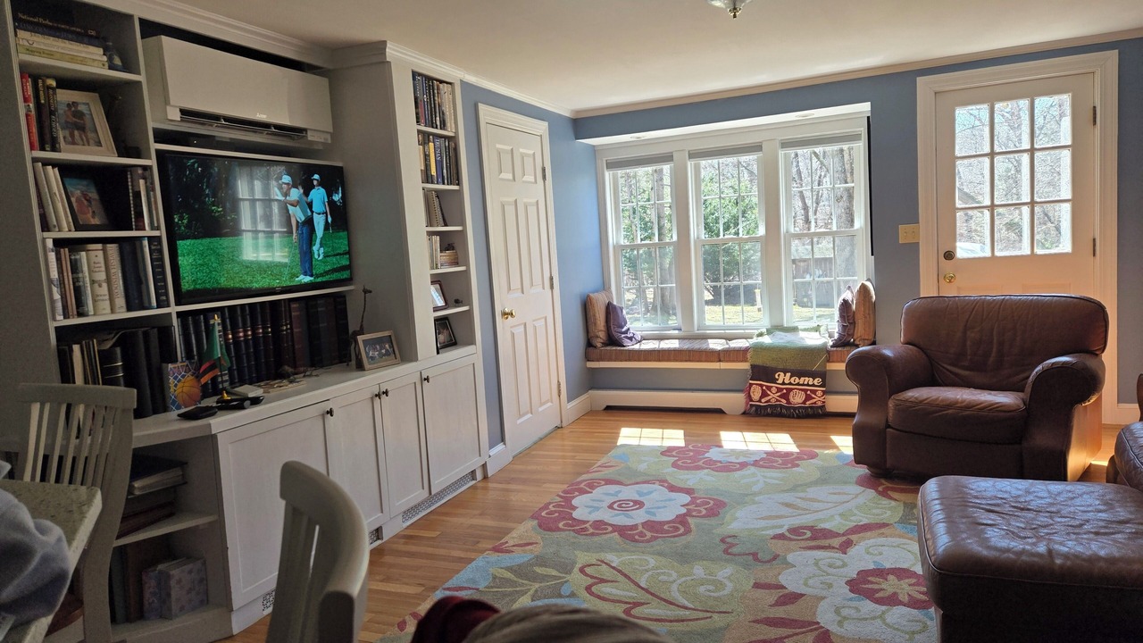 Photo of Livingroom in Lexington