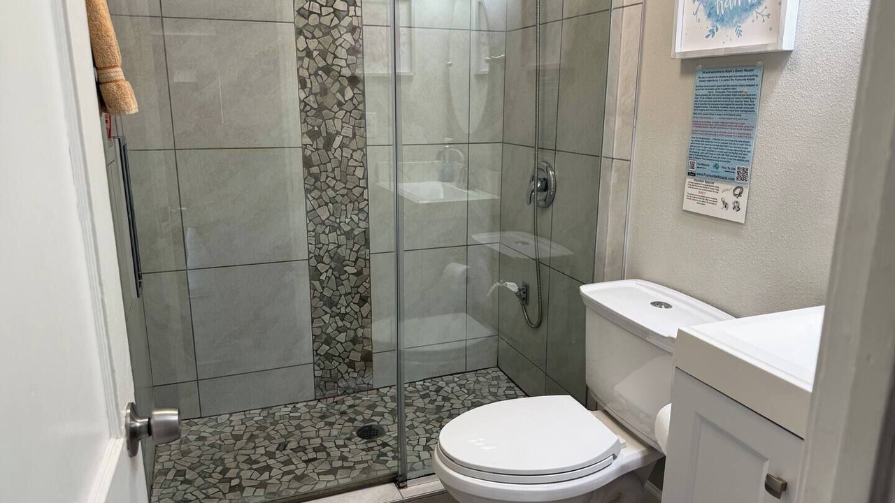 Photo of Bathroom in Hitchcock