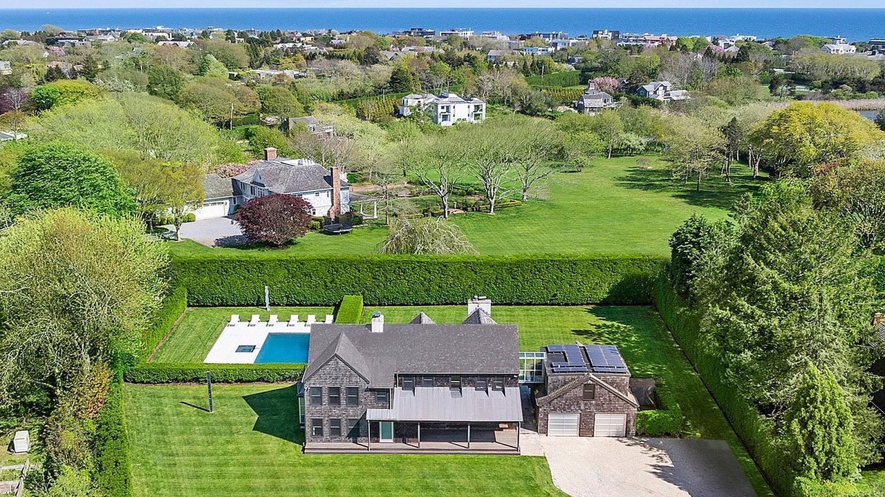 Photo of Outdoor in Water Mill