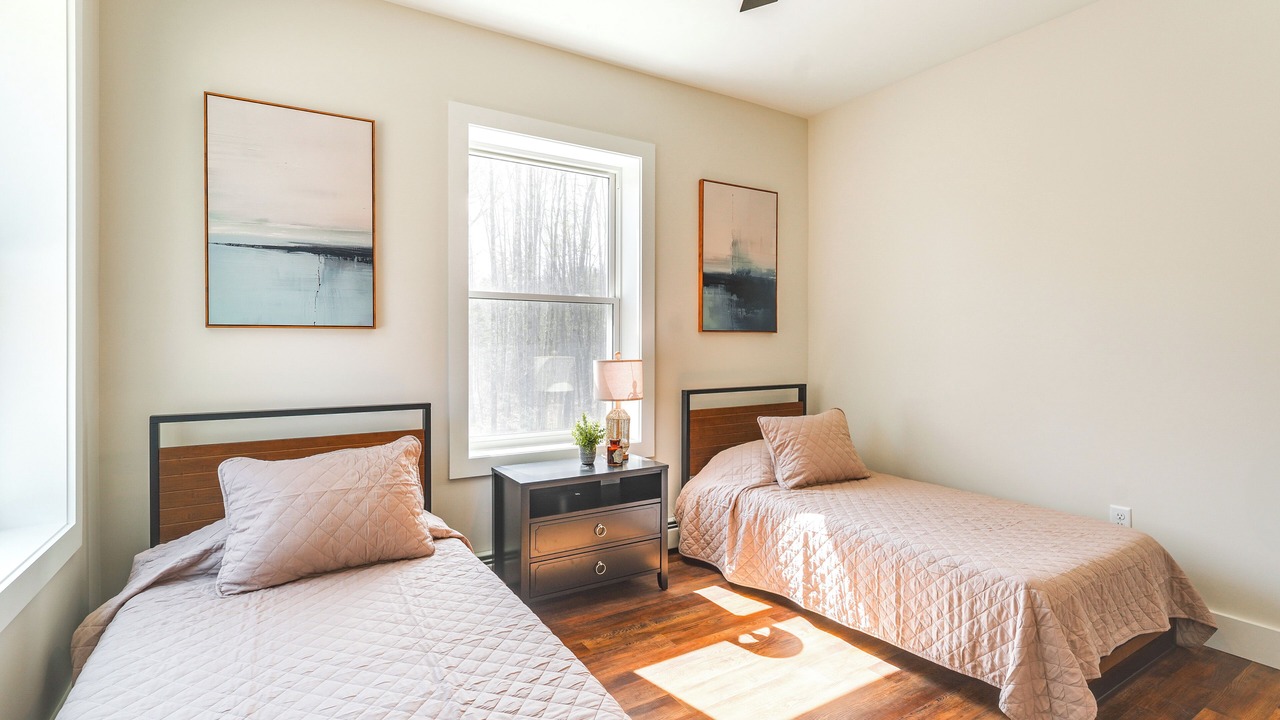 Photo of Bedroom in Sebago