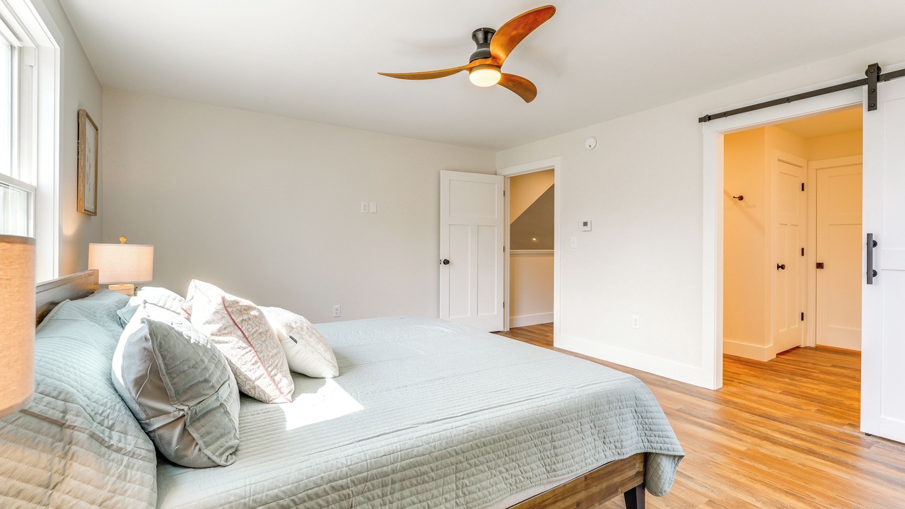 Photo of Bedroom in Sebago