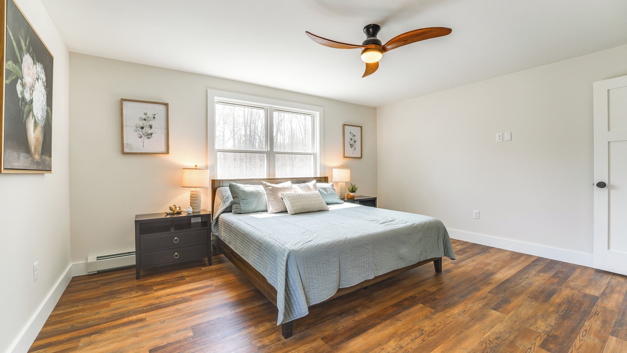 Photo of Bedroom in Sebago
