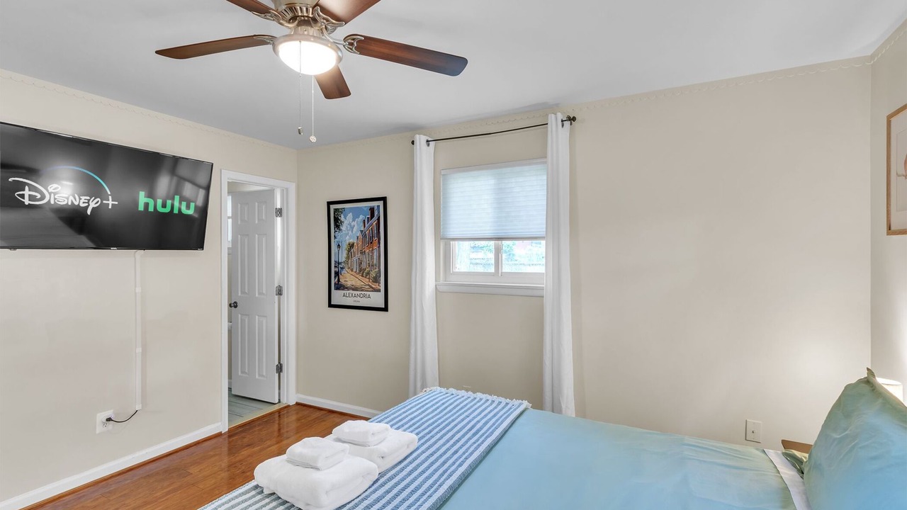 Photo of Bedroom in Seminary Hill