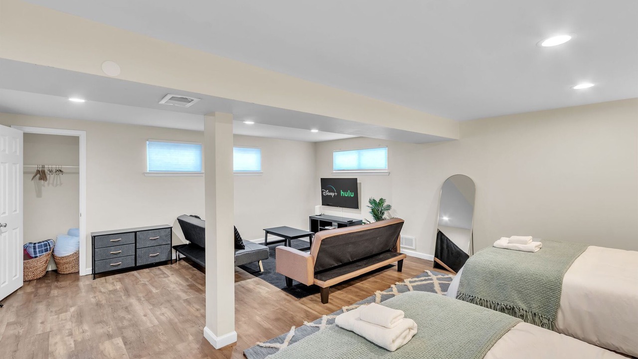Photo of Bedroom in Seminary Hill
