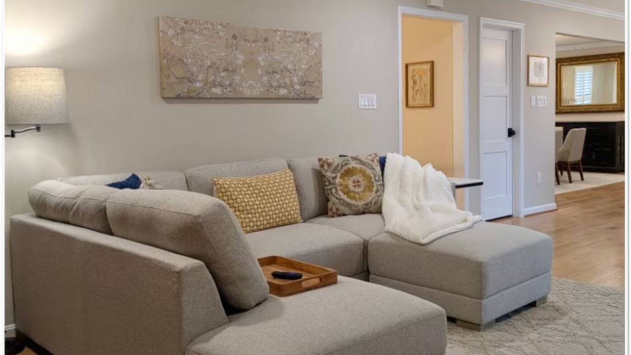 Photo of Livingroom in Rose Hill