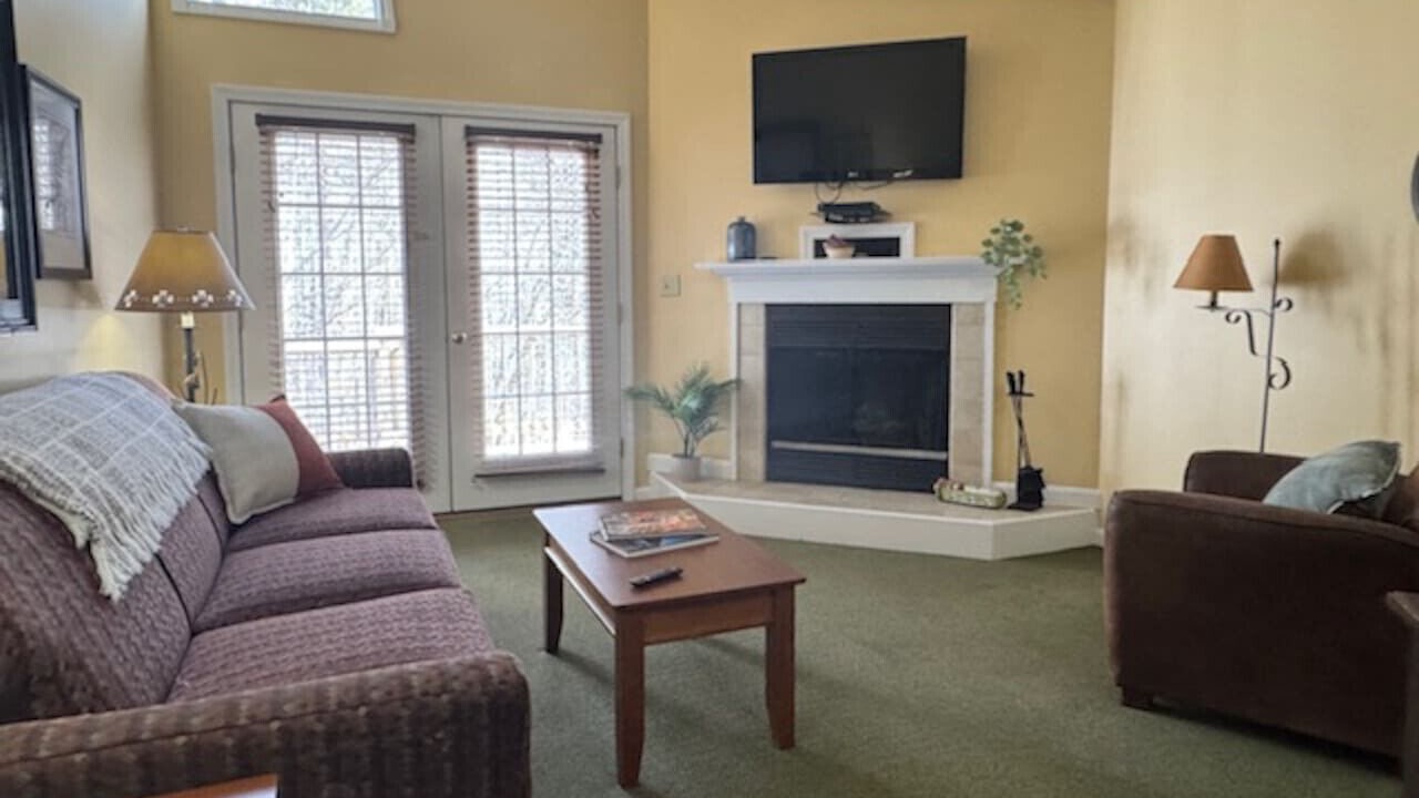 Photo of Livingroom in Francestown