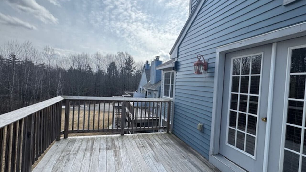 Photo of Patio Balcony in Francestown