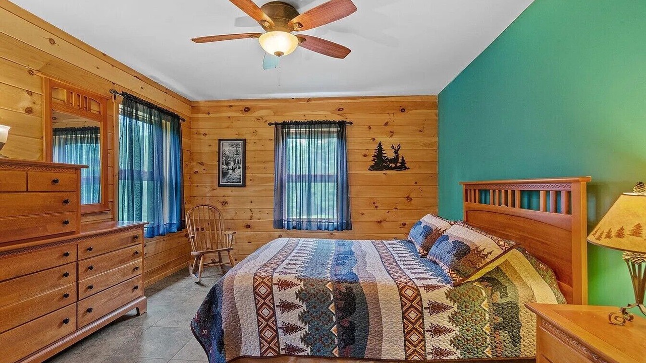 Photo of Bedroom in Day