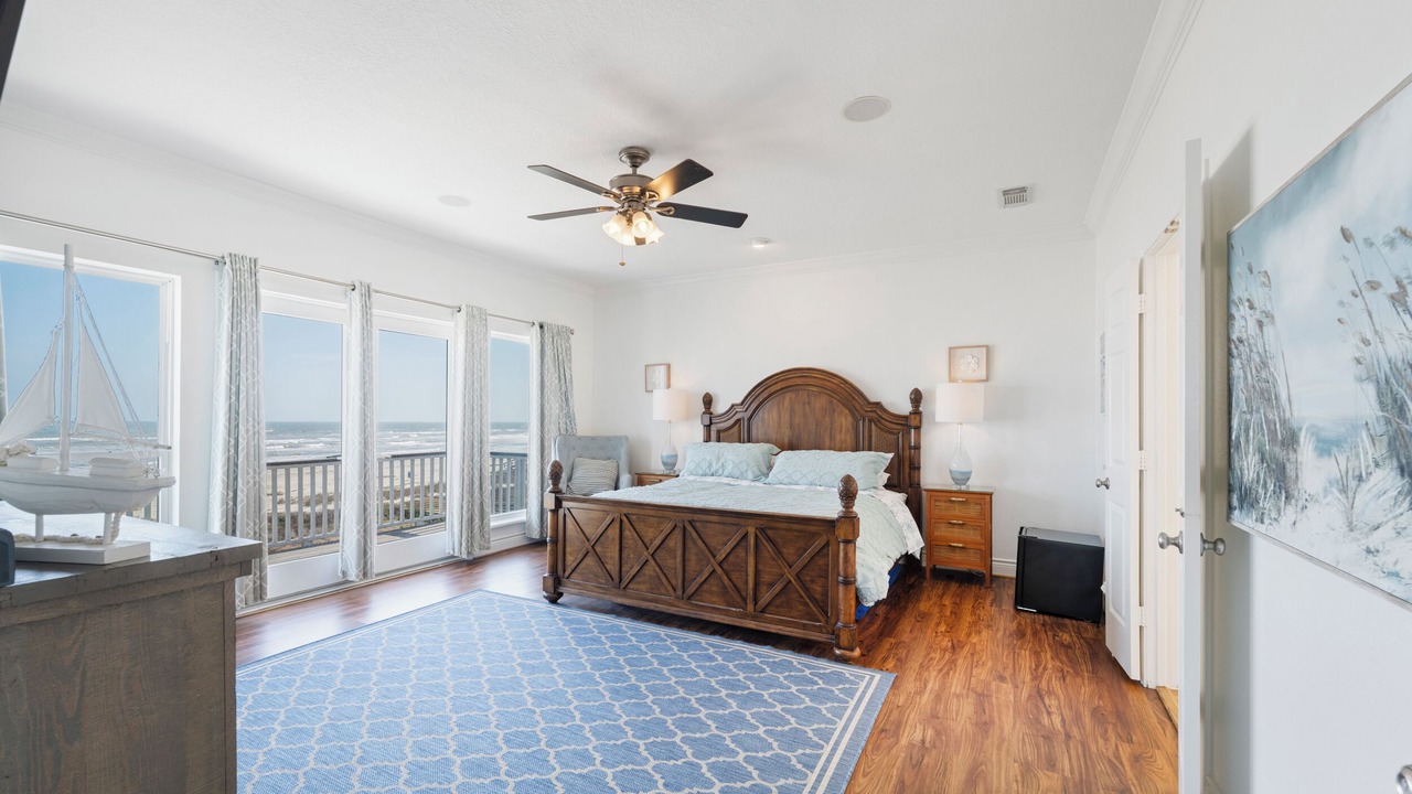 Photo of Bedroom in Miramar
