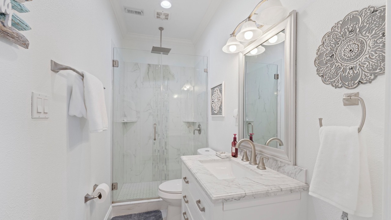 Photo of Bathroom in Miramar