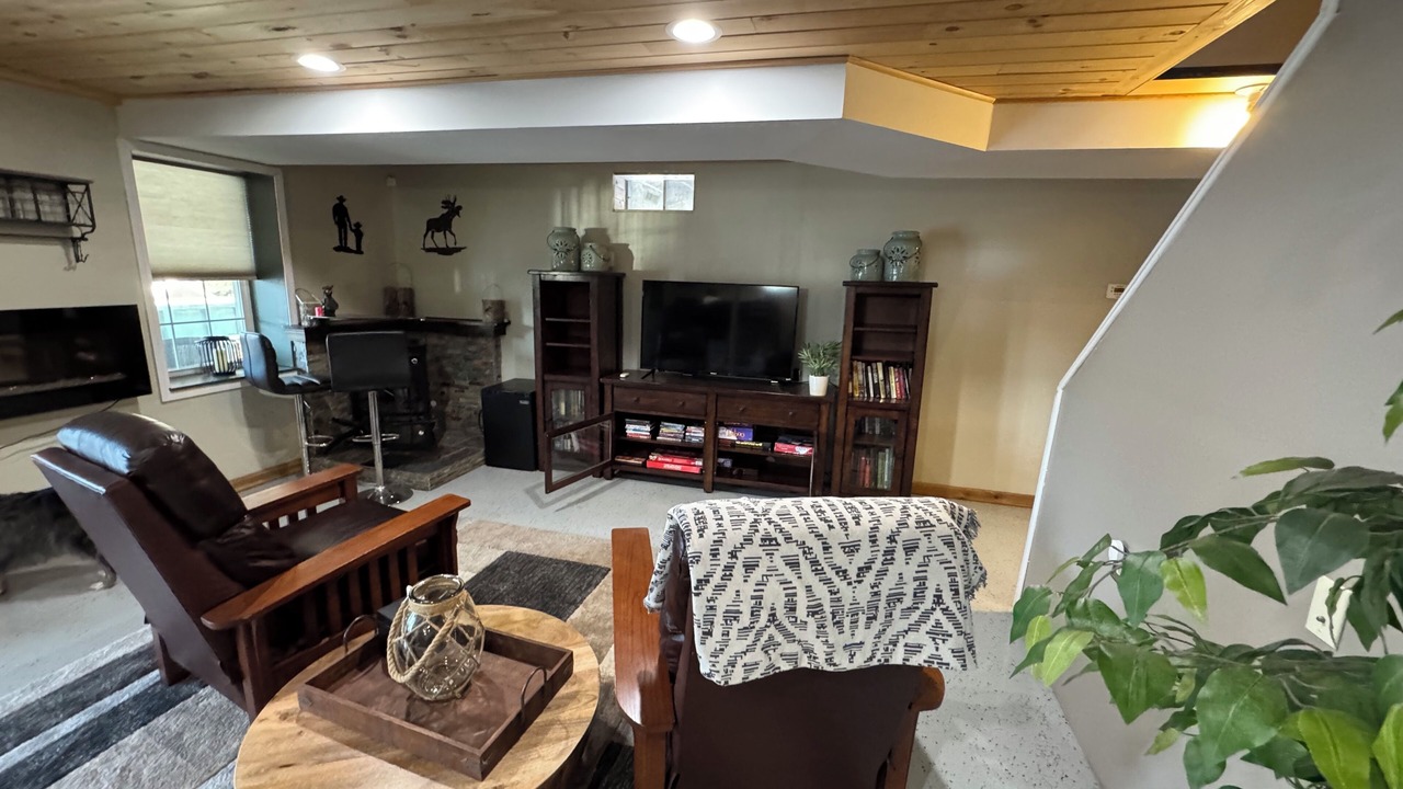 Photo of Livingroom in Lake Luzerne-Hadley