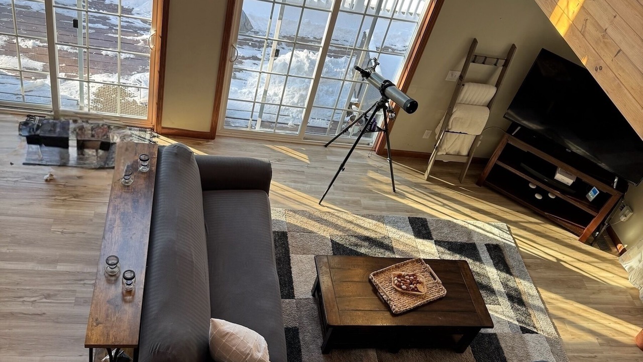 Photo of Livingroom in Lake Luzerne-Hadley