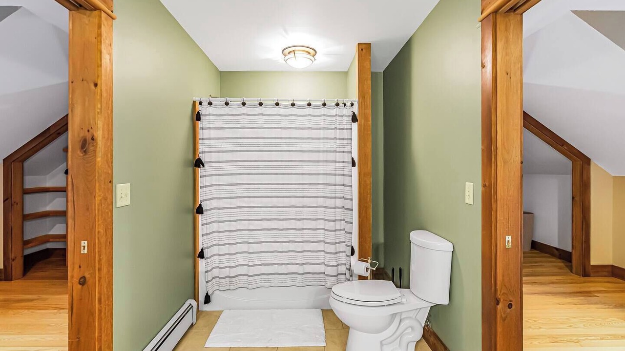 Photo of Bathroom in Eden