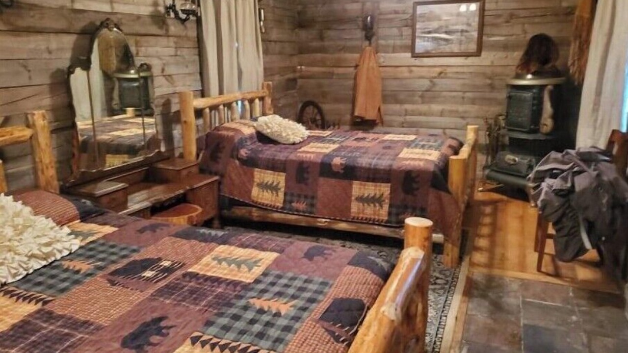 Photo of Bedroom in Elkins