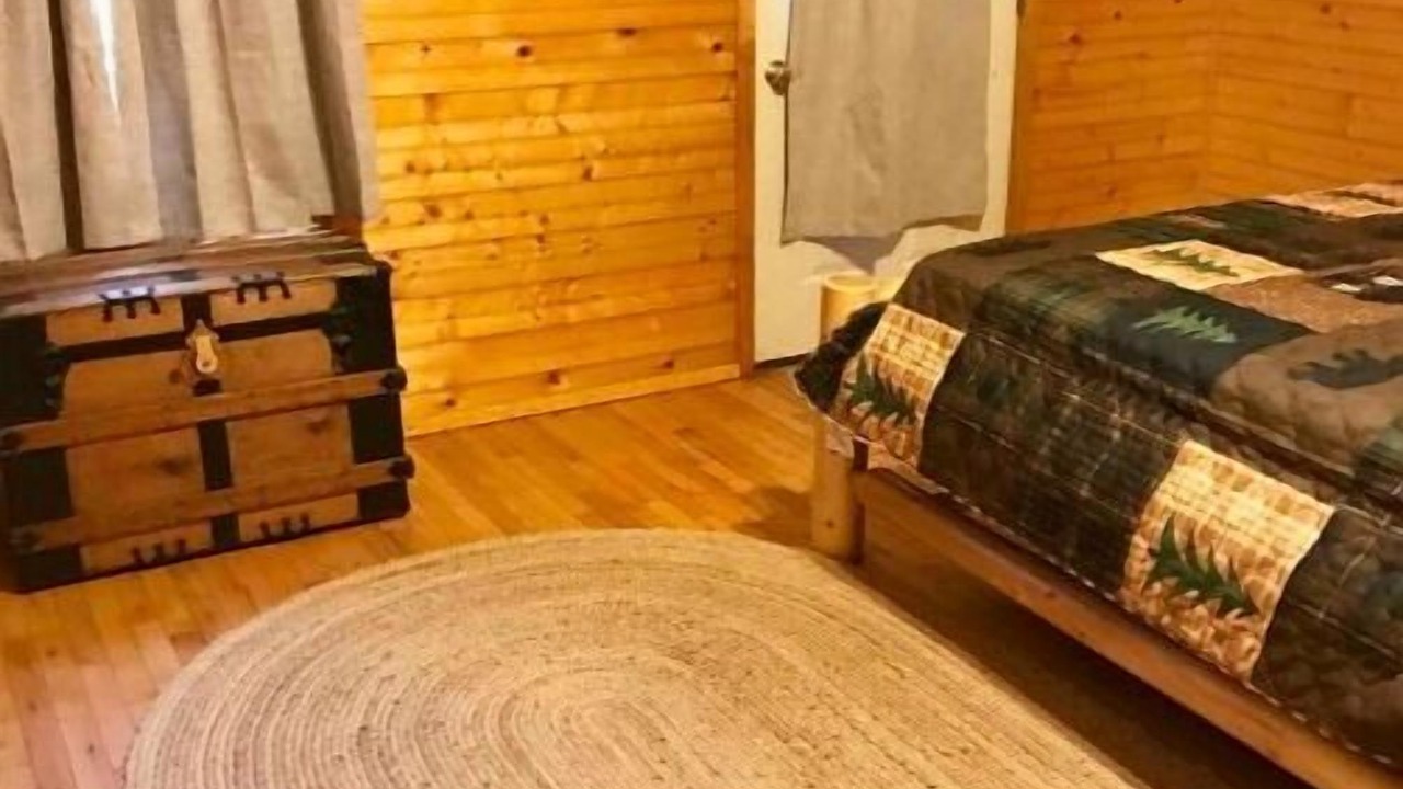 Photo of Bedroom in Elkins