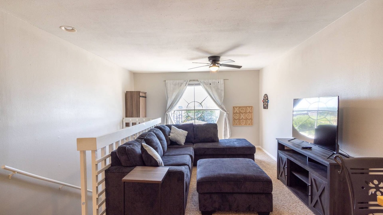 Photo of Livingroom in Clear Lake Shores