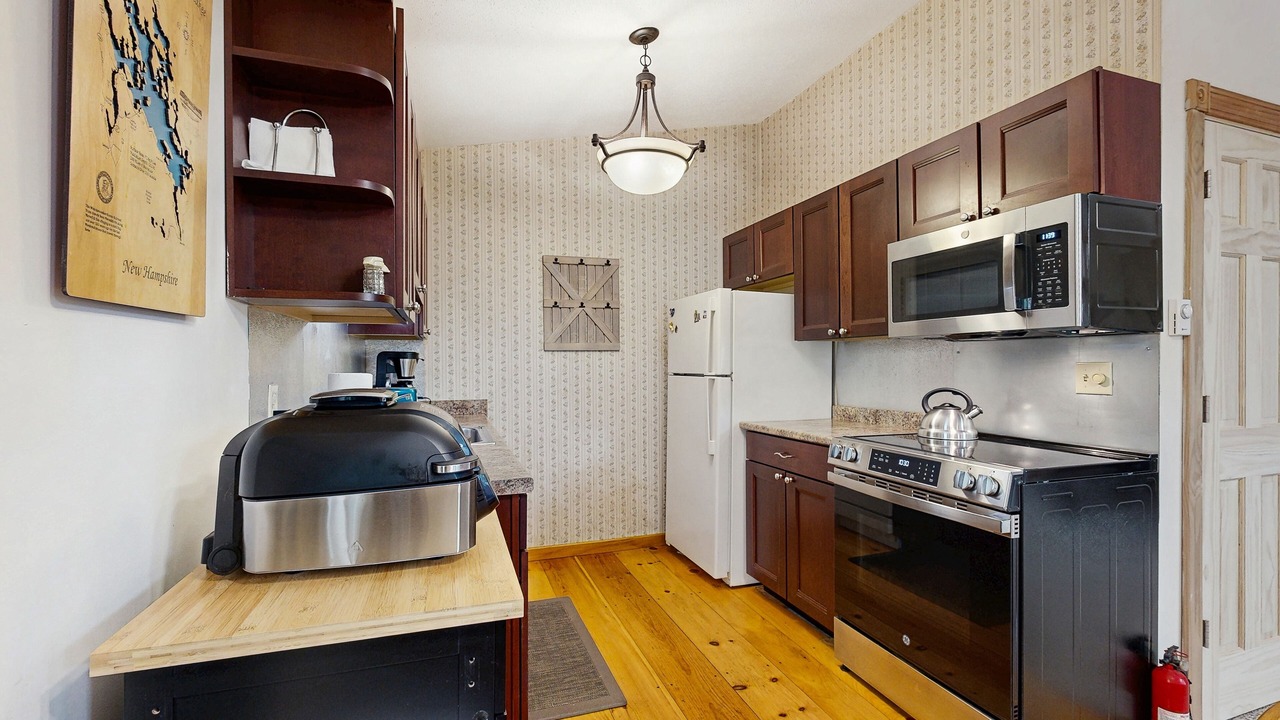 Photo of Kitchen in Moultonborough
