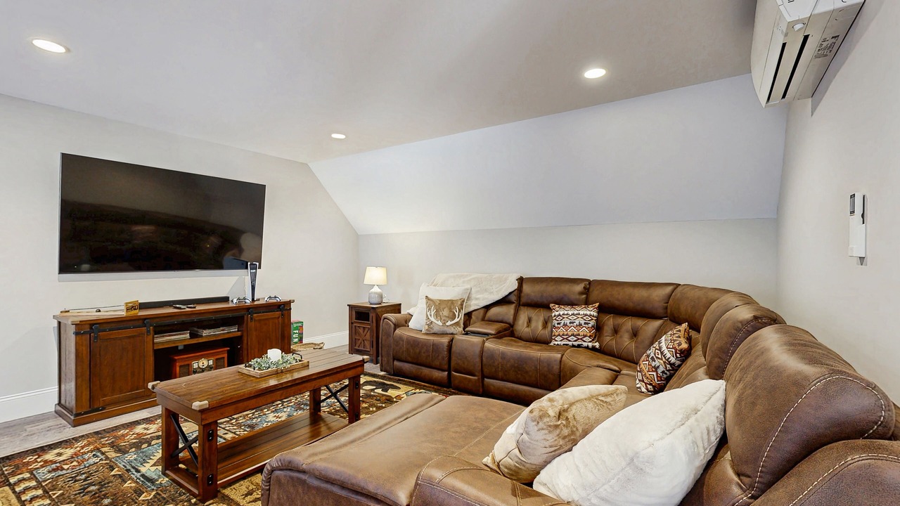 Photo of Livingroom in Cranmore Birches
