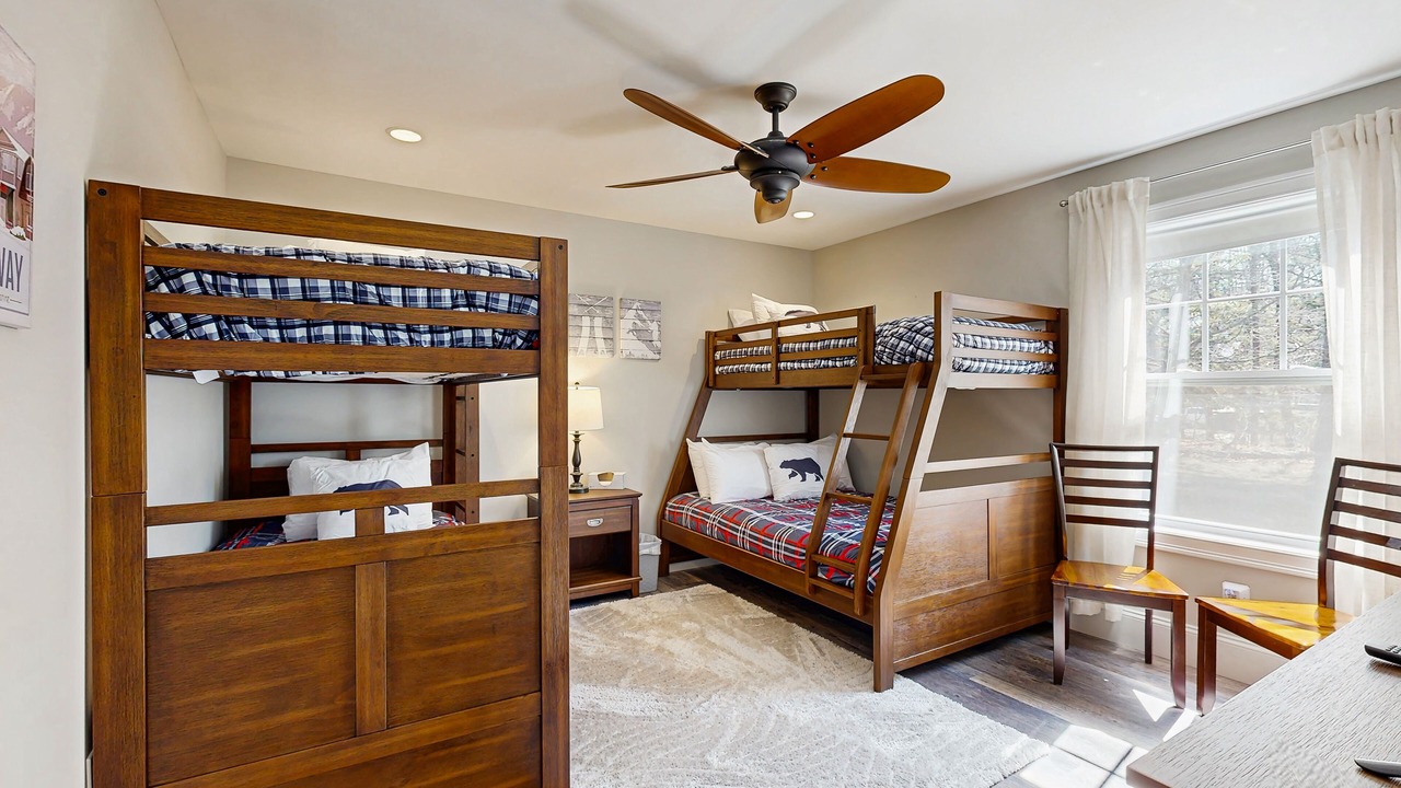 Photo of Bedroom in Cranmore Birches