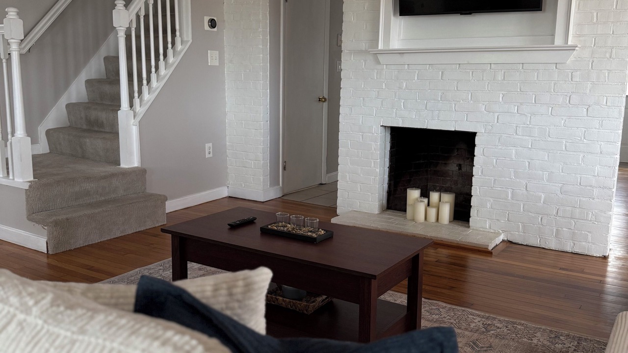 Photo of Livingroom in Quincy