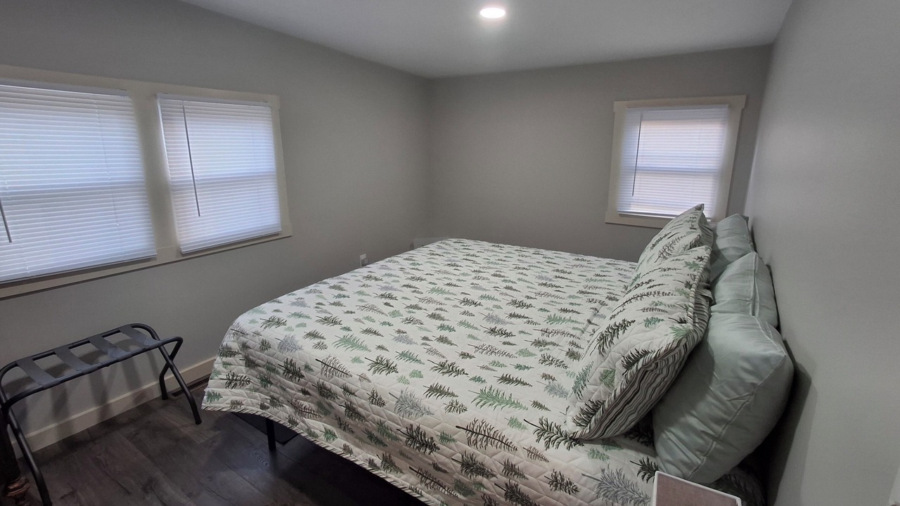 Photo of Bedroom in Lake George