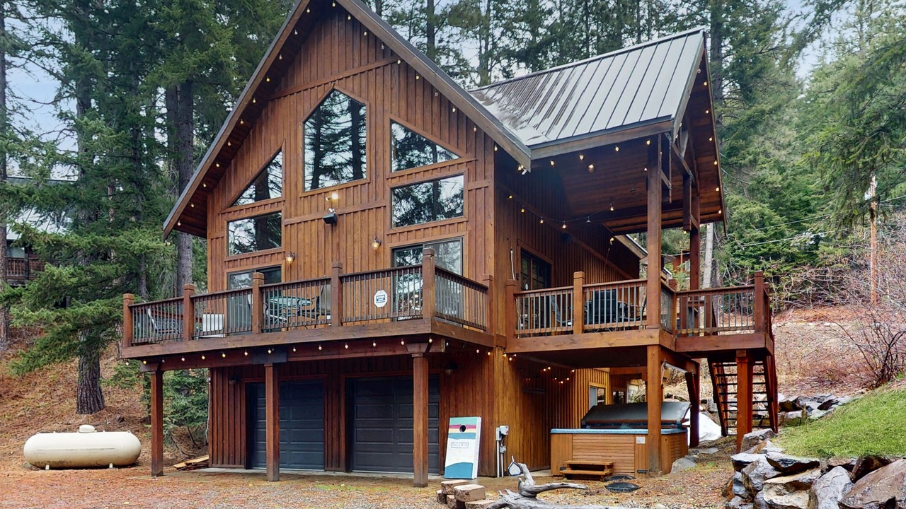 Photo of Outdoor in Roslyn Ridge