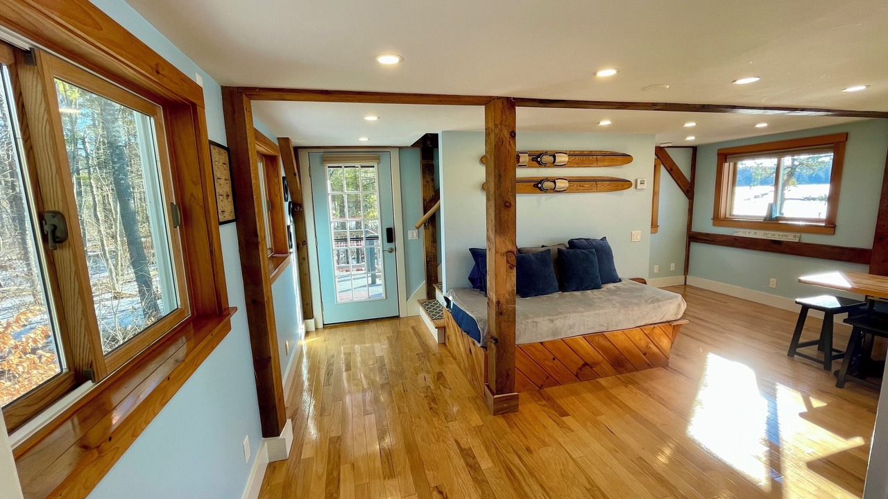 Photo of Livingroom in Deerfield