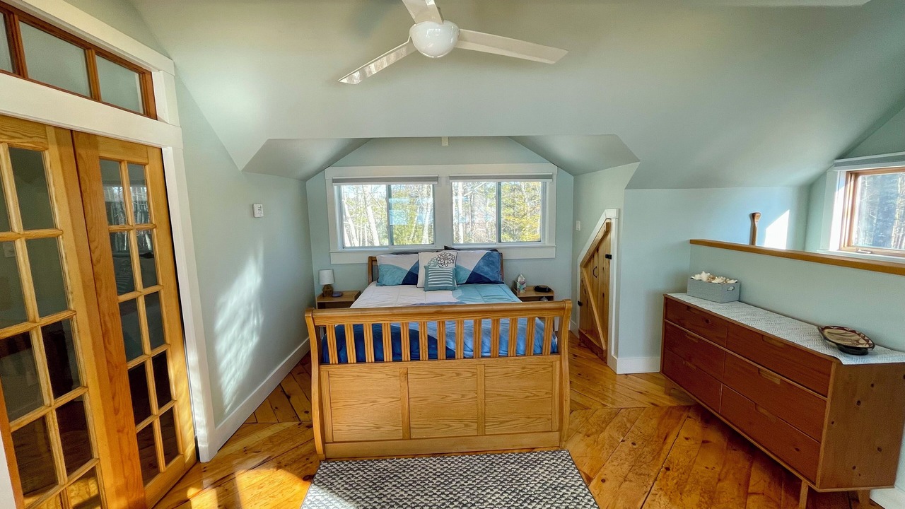 Photo of Bedroom in Deerfield