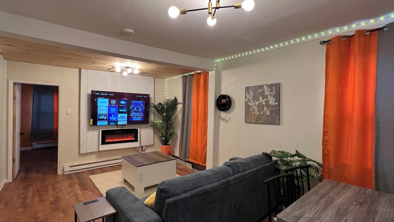 Photo of Livingroom in Stockade Historic District