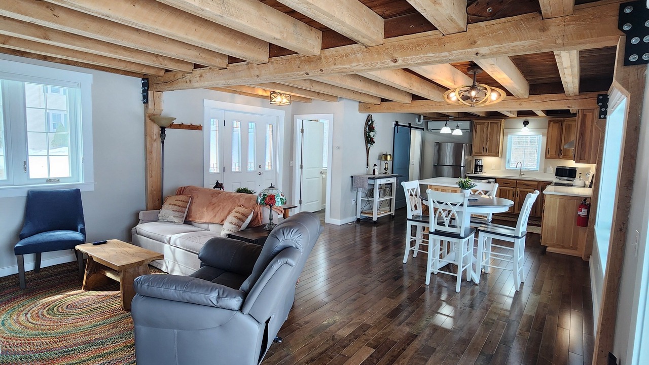 Photo of Livingroom in Contoocook