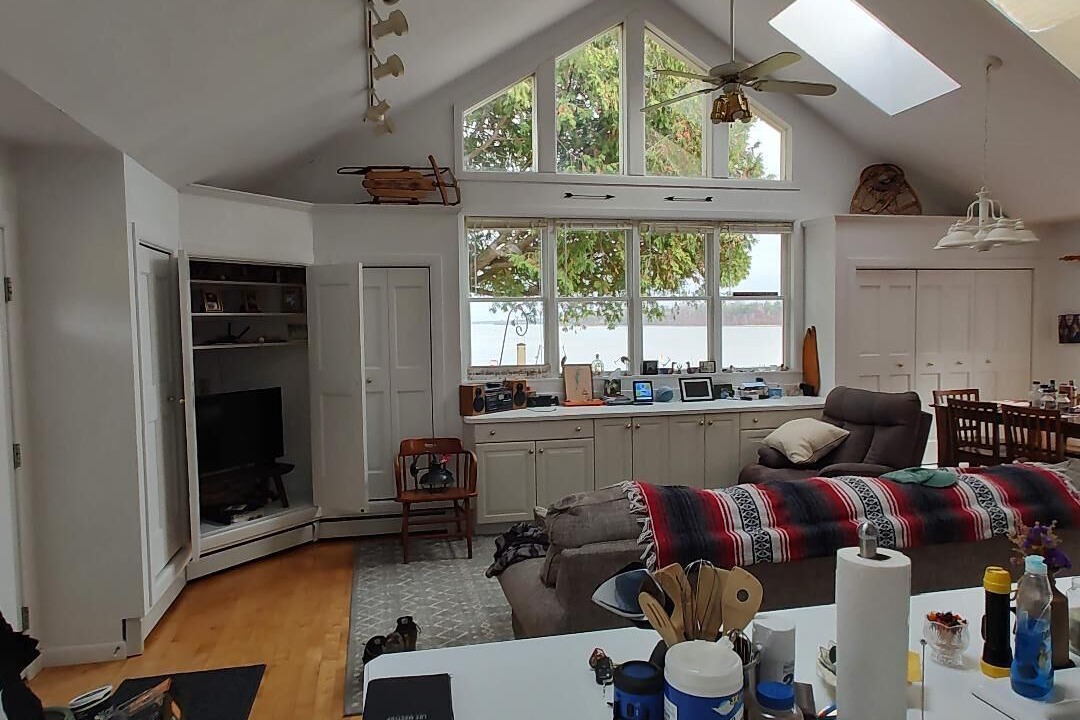 Photo of Livingroom in Crown Point