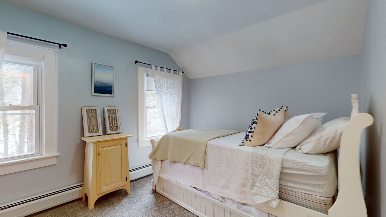 Photo of Bedroom in Bolton Landing
