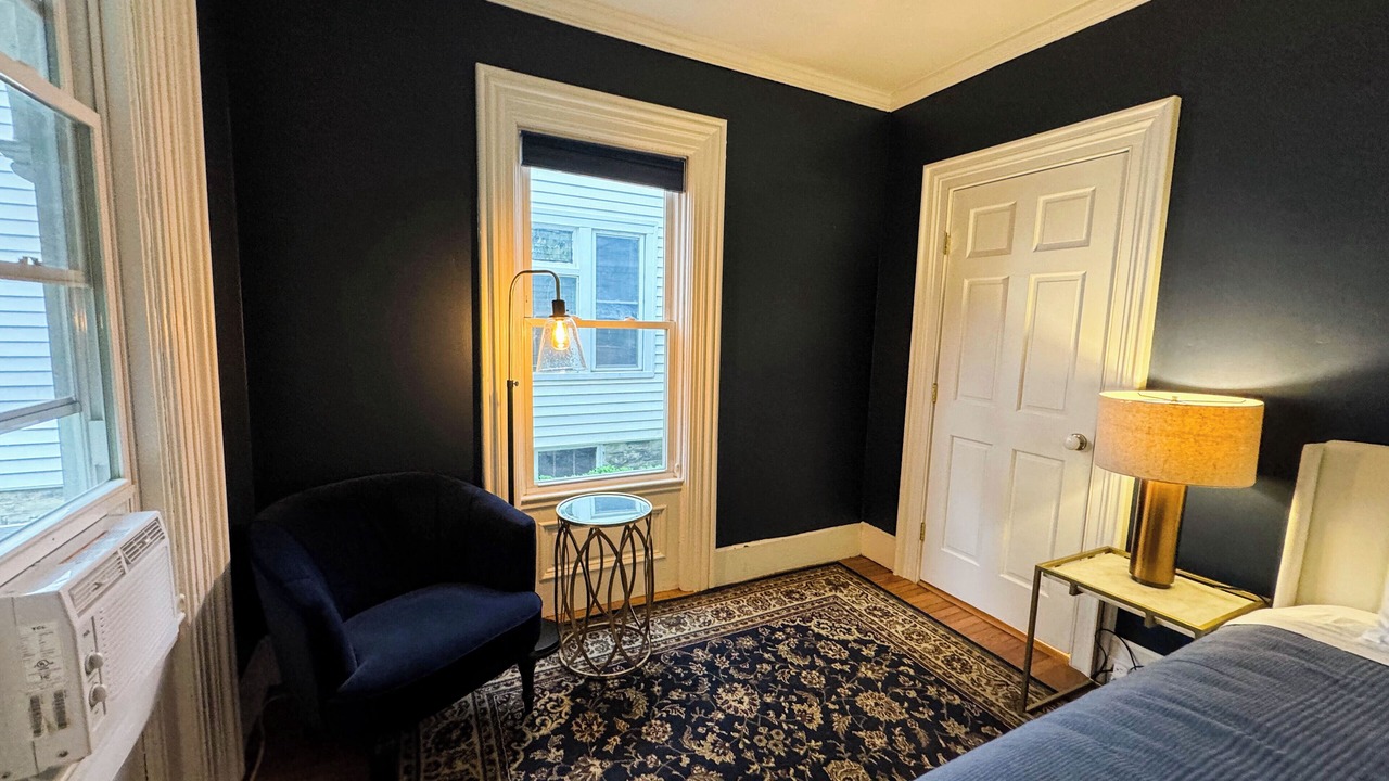 Photo of Bedroom in Oswego